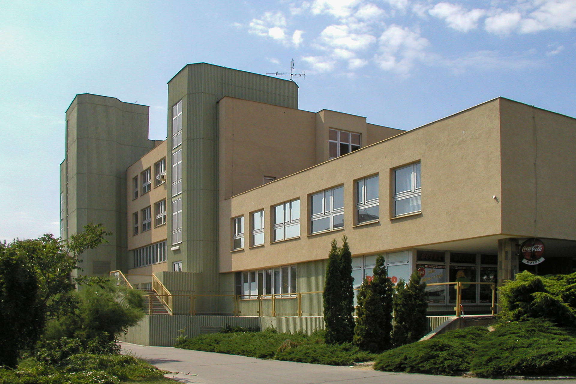 OLYMPUS DIGITAL CAMERA