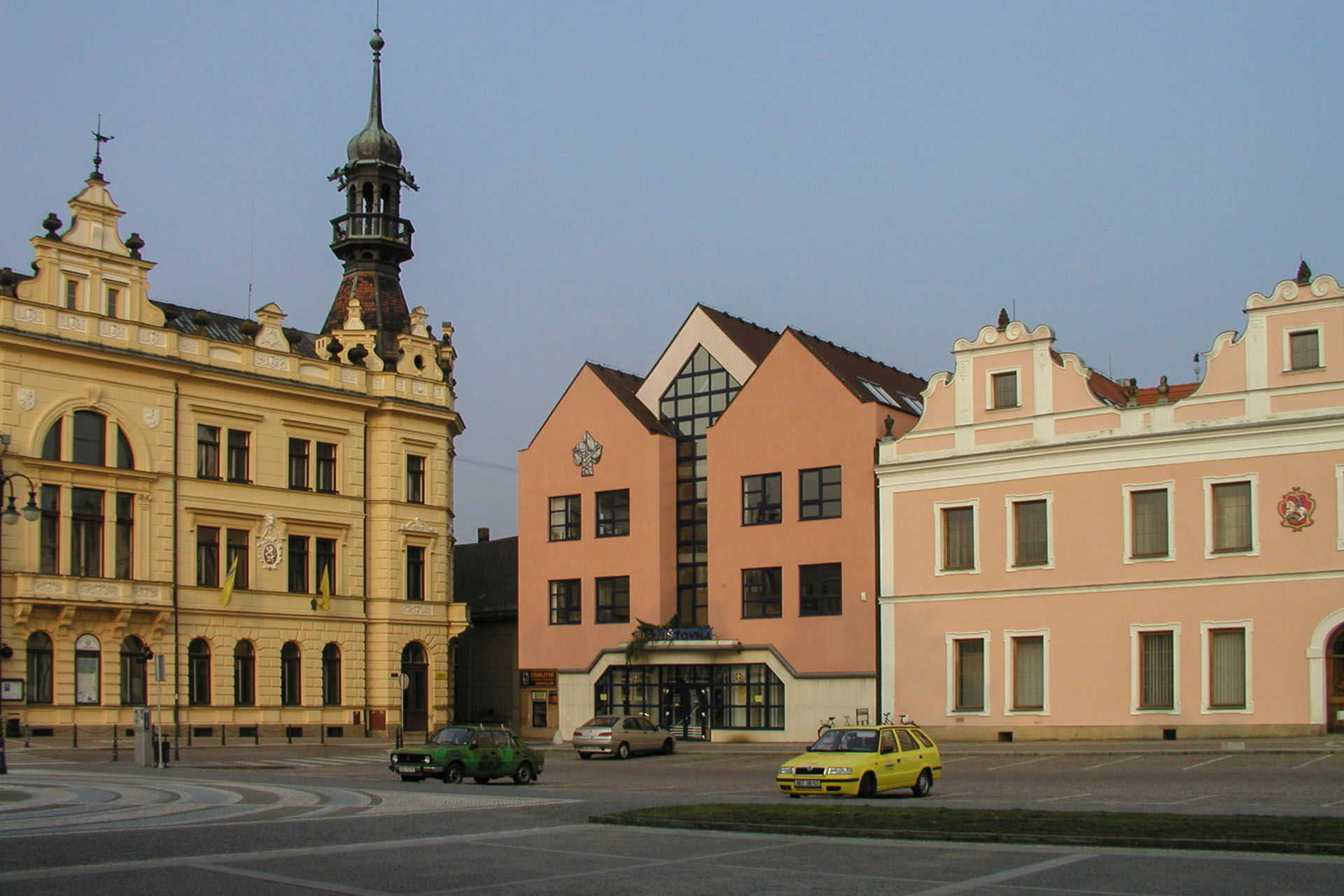 OLYMPUS DIGITAL CAMERA