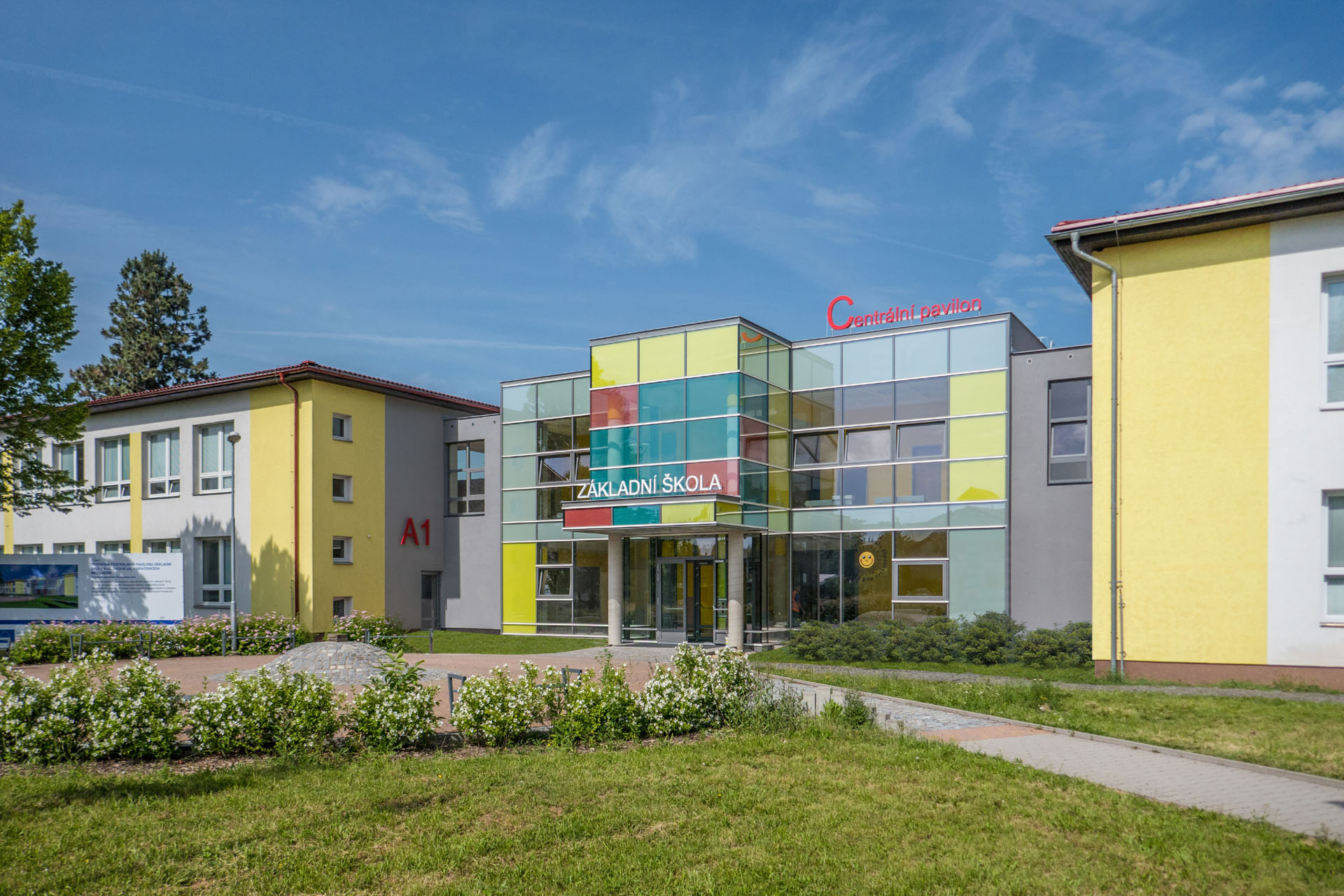 2019 - ZS Opatovice - Exterier 01