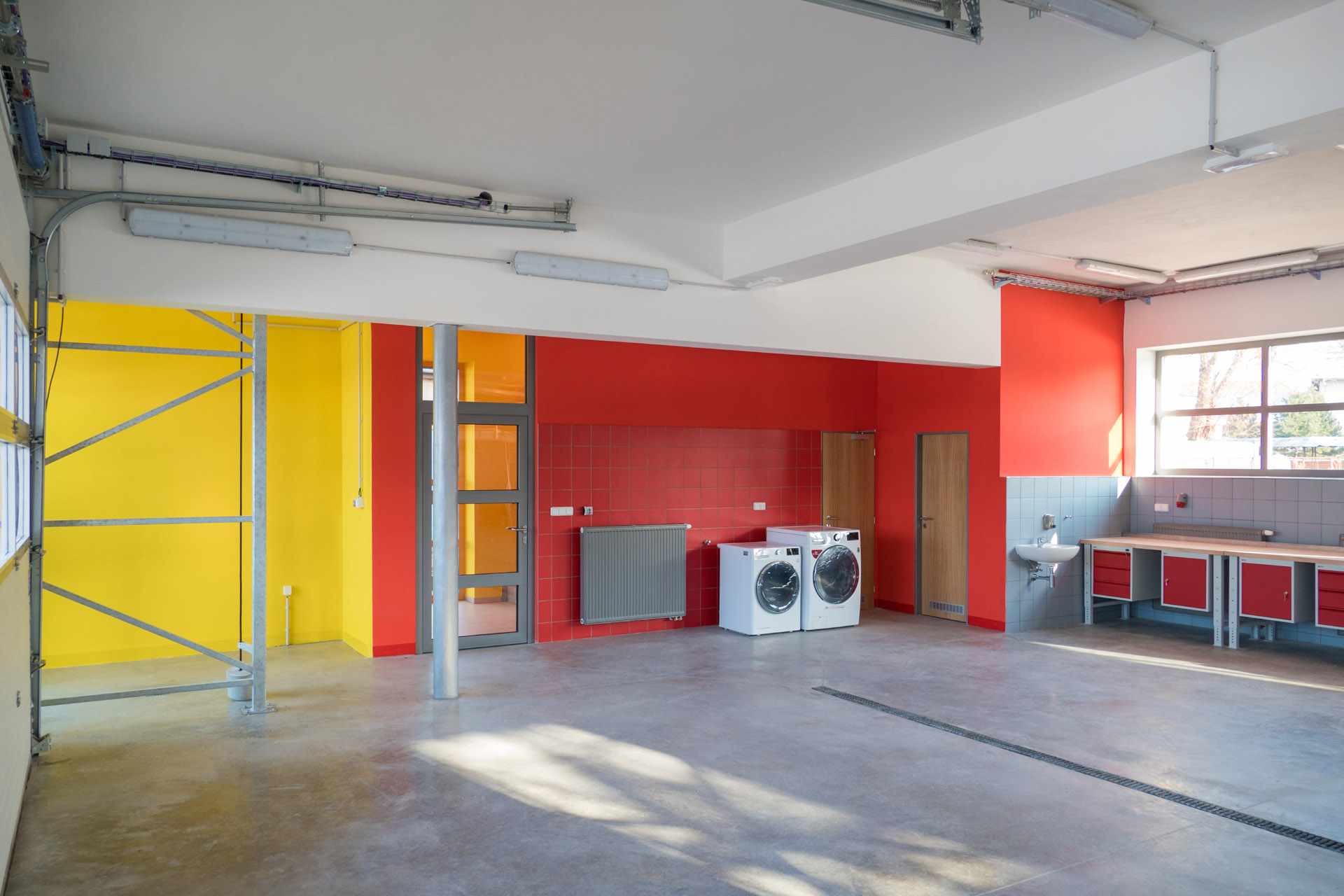 2021 - HZS Opatovice - 02 - Garaz 01